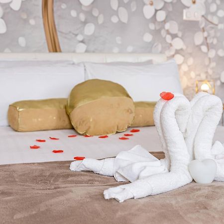 Studio Love Room Spa Baignoire Double La Ciotat Centre Port Exterior foto